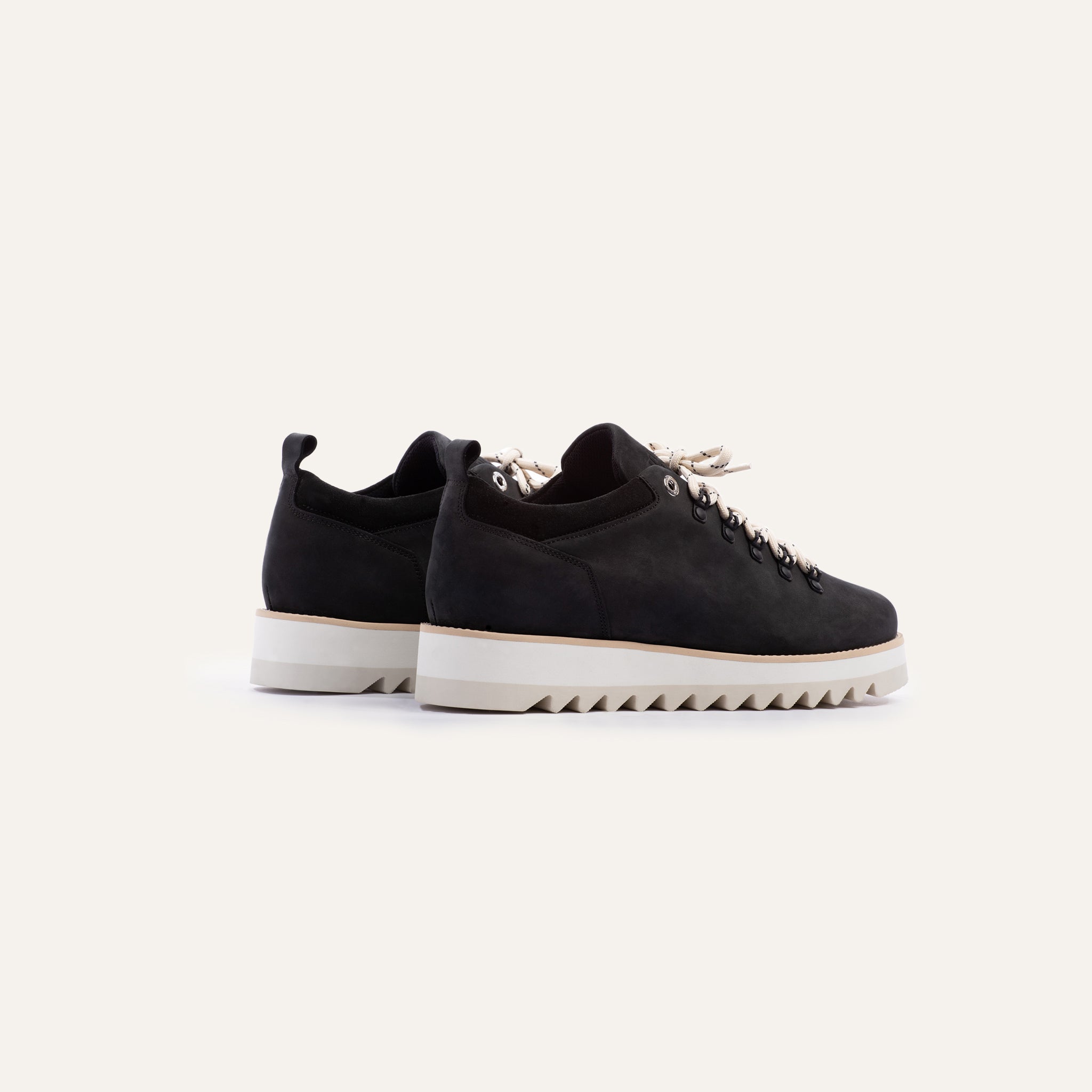 Massif Montagna Black - Mason Garments
